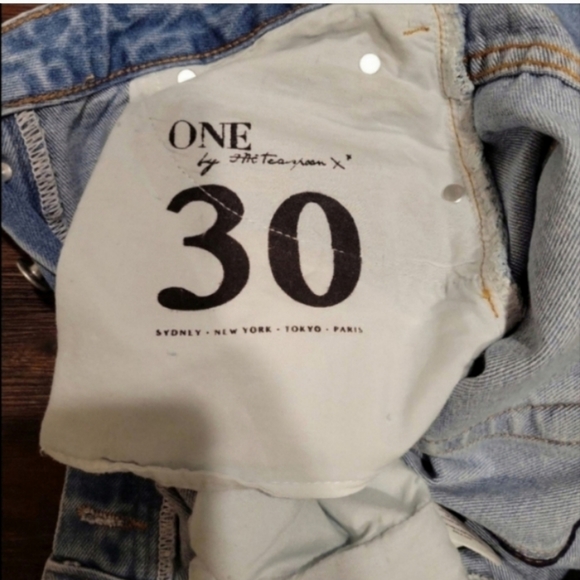 One by One Teaspoon Acid Distressed Denim Skirt, Size 30 - Picture 6 of 8